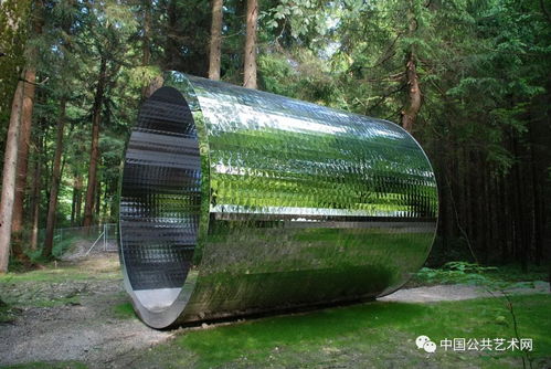 公共藝術(shù)對(duì)景觀的視覺補(bǔ)充